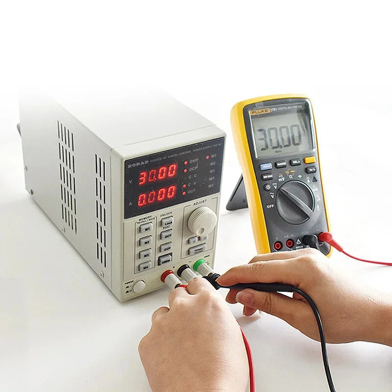 مصدر طاقة تيار مستمر خطي منظم  - مراجعة Programmable Dc Power Supply 30V 10A وسعره