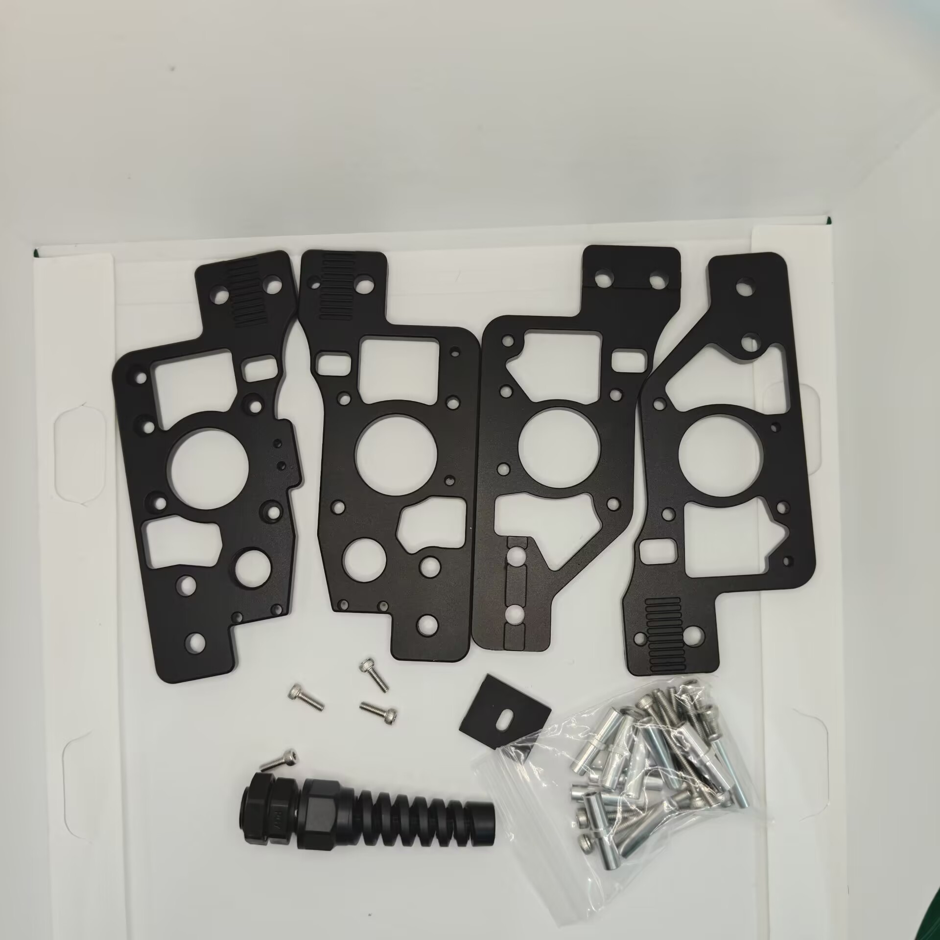 طابعة ثلاثية الأبعاد Funssor V - مراجعة Voron 2.4 R2 Kit وسعره